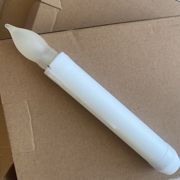 Macarrie 24 Pcs Christmas Flameless LED Taper Candle Christmas Battery Operated - Picture 7 of 7